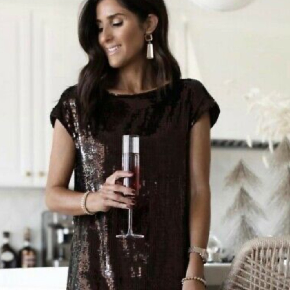 BCBG MaxAzria sequin mini dress
Black small